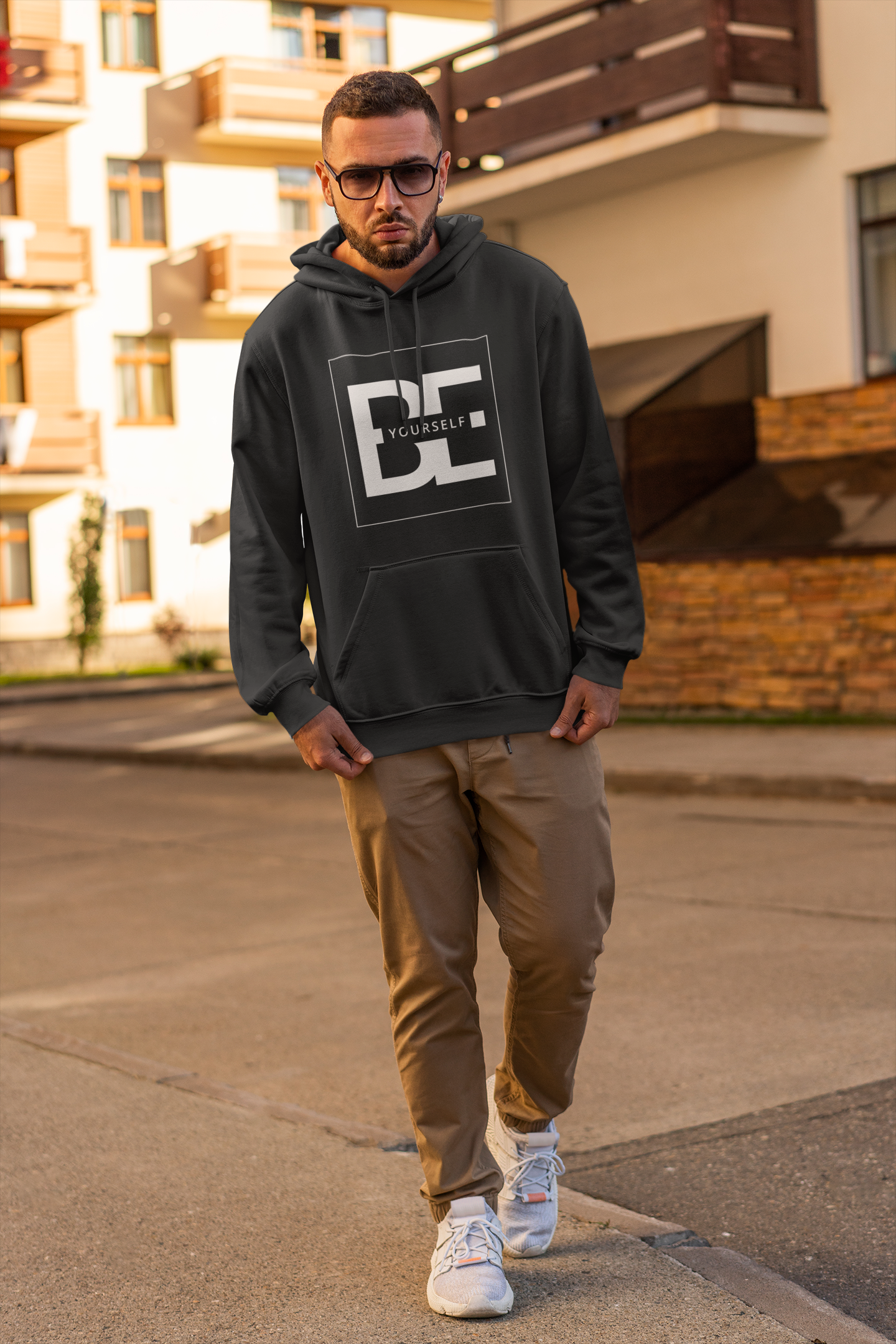 BE Yourself Basic Hoodie Herren